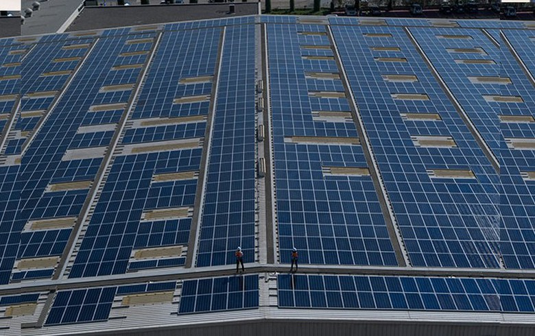 Dubai Investments to power 2 glass production sites with roof PV systems