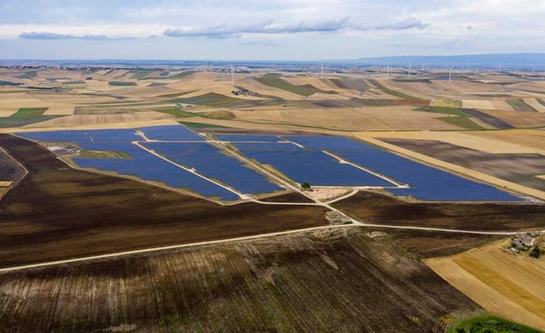 Largest solar plant in Italy links into the grid