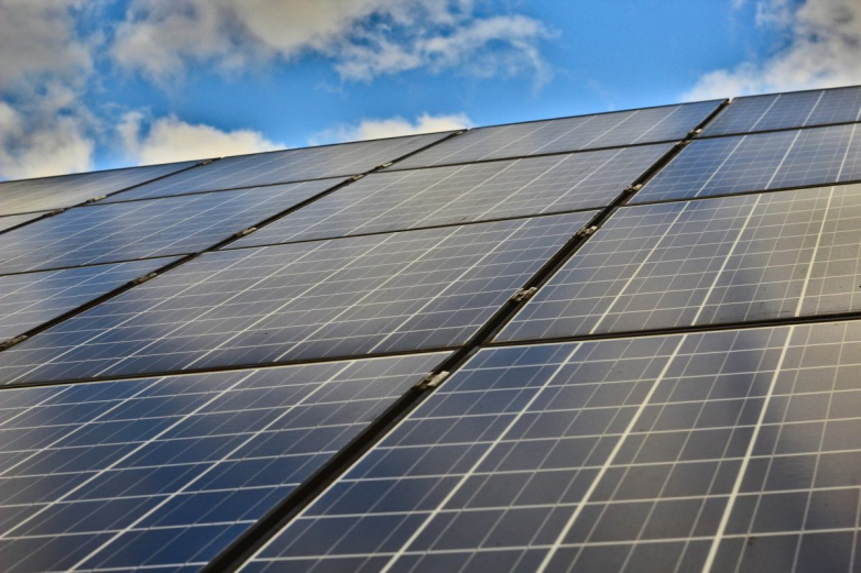 Statkraft buys 326 MW of solar projects in Ireland