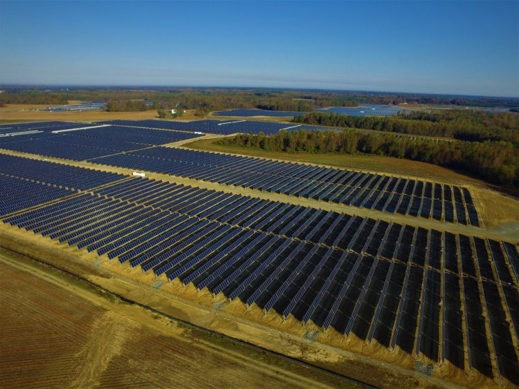 Amazon is to develop the first large solar project in Spain