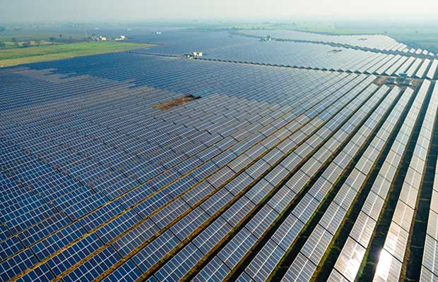 Plus Renewable, Avondale Solar to Offer 350 MW Solar Project