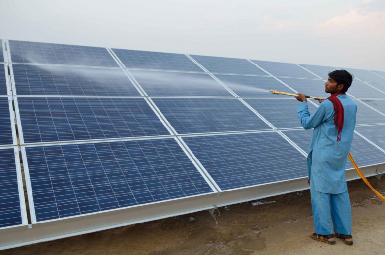Malaysian company gets 37.5% risk in Rising Sun Energy's 140 MW solar possessions