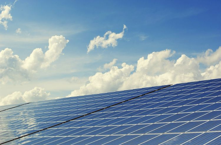 Alliant Energy reveals 'clever financial investment' in 675MW of solar in Wisconsin