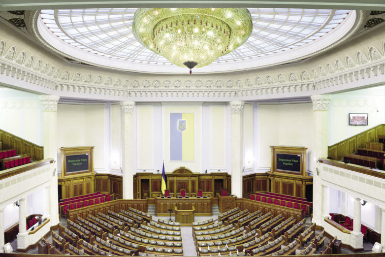 Ukraine federal government provides retroactive FIT cuts and new auction policies to parliament