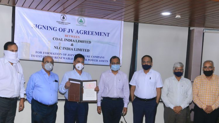 Indian fossil fuel incumbents release multi-GW solar effort