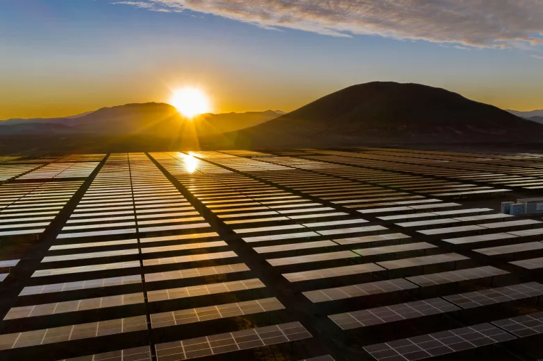 Much Better Buy: First Solar vs. Canadian Solar