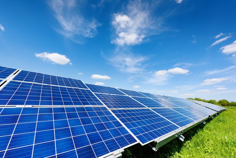 Got $3000? Here Are 2 Solar Stocks to Buy and Hold for the Long Term