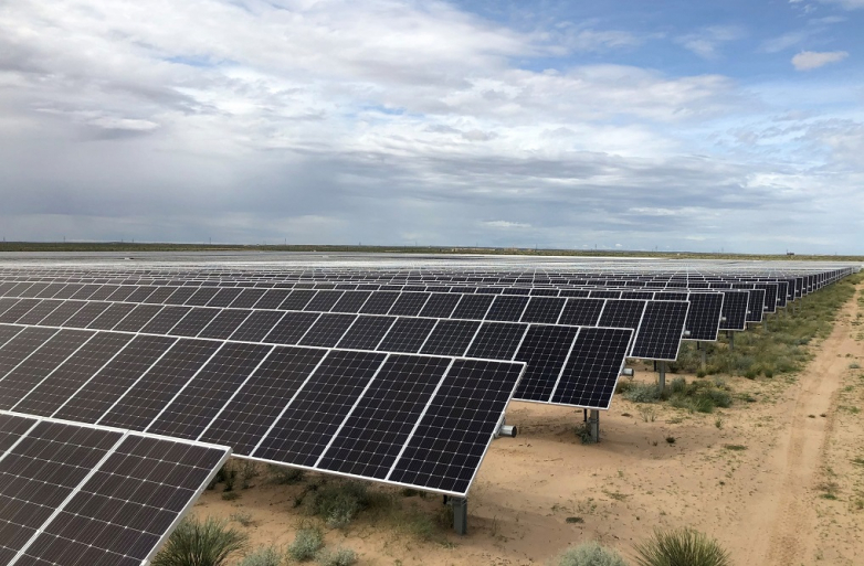 Texas overtaking California's utility-scale solar capacity