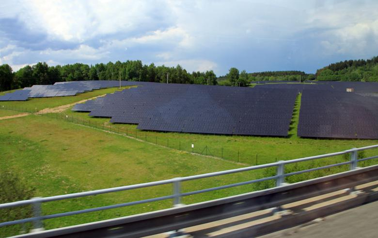 Austria's Enery buys 71-MW solar PV portfolio in Czechia