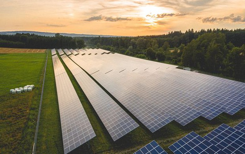Germany releases 577 MW solar, wind ability in July