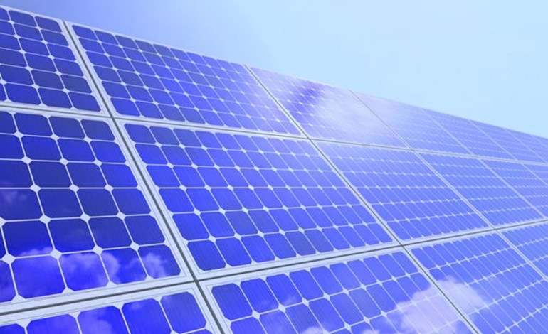 Aquila to get 500MW solar portfolio