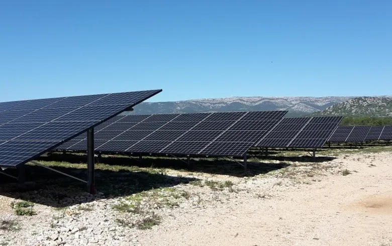 Voltalia markets minority stake in 320-MW Brazilian solar project to STOA