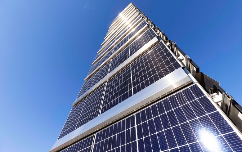 PV tower developer 3 Sixty Solar debuts on Canadian bourse