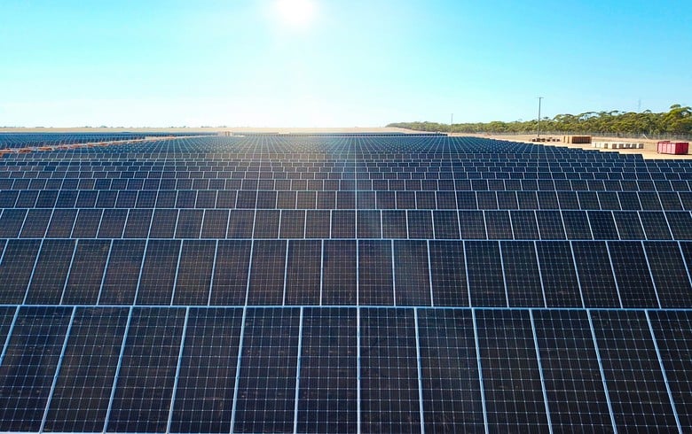 Victoria honors 623 MW of solar plus 600 MWh of storage space