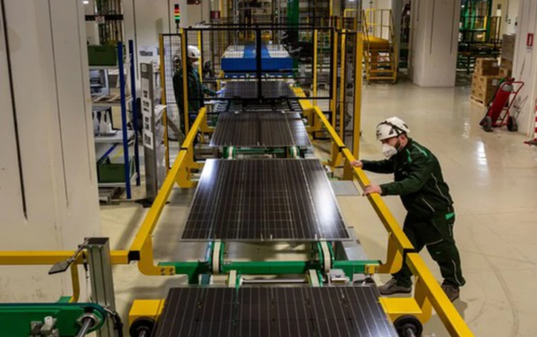 Enel's photovoltaic panel manufacturer 3Sun inks EUR-560m loan to increase to 3 GW