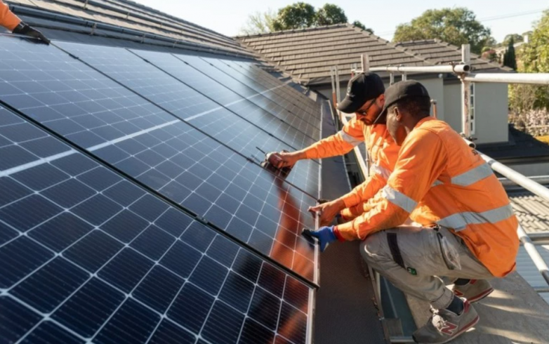 Energy storage firm Eguana gets Australian Solarlab