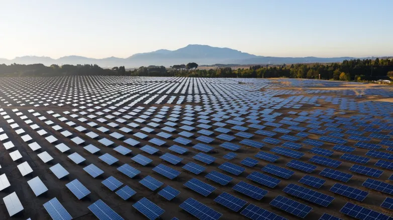 Altus Power Expands Solar Reach with Key Acquisition Altus Power Expands Solar Reach with Key Acquisition