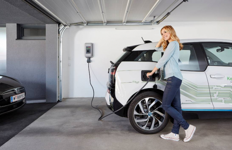Solarwatt offers an innovative smart EV charging solution