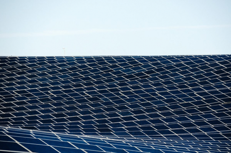 Texan utility tenders 900 MW of solar, 50 MW of storage space