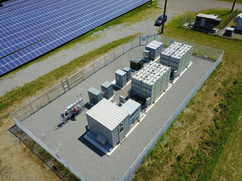 Eos announces 1.5 GWh of zinc battery storage space in Texas, California