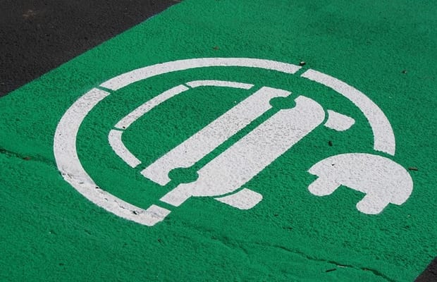 EV Policy Gets the Green Light To Prepare For 5 Lakh Vehicles By 2024