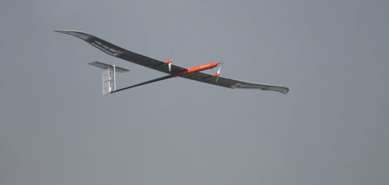 Solar-powered unmanned aircraft with lithium-sulfur battery