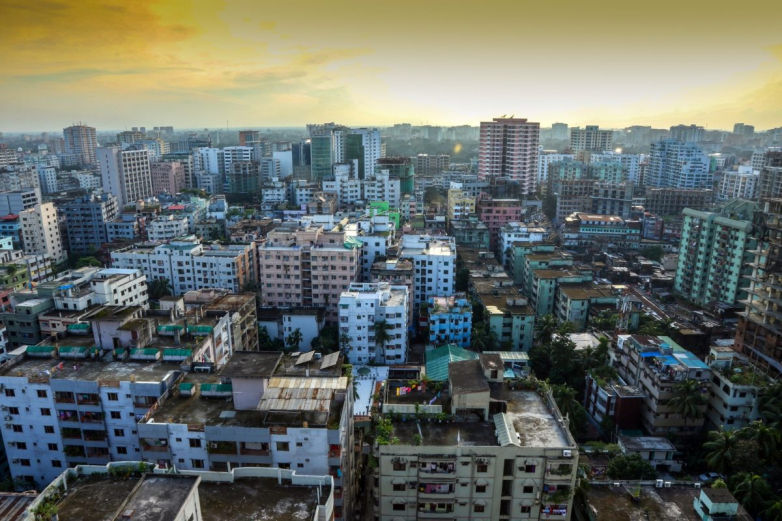 Bangladesh government pledges rooftop PV on all its buildings