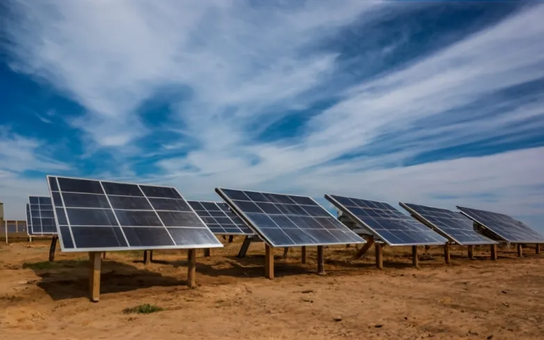 SunAsia, VinEnergo Bank $406m for 422MW Floating Solar
