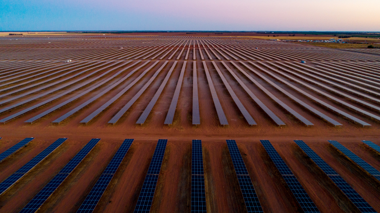 Vysus Group helps to bring one of Australia’s largest solar farms onto the electricity grid