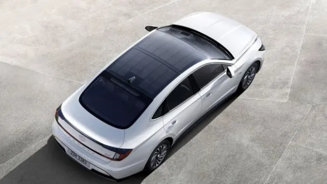 Hyundai releases car with solar panel roof