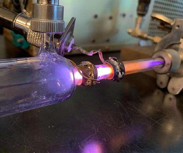 American scientists find way for efficiently conversion of photons by silicon