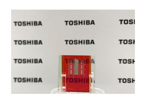 Toshiba's transparent Cu2O tandem solar leading cell accomplishes 8.4% efficiency