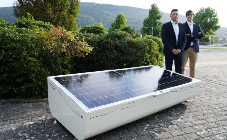Solar-plus-storage self-governing power generator from Spain