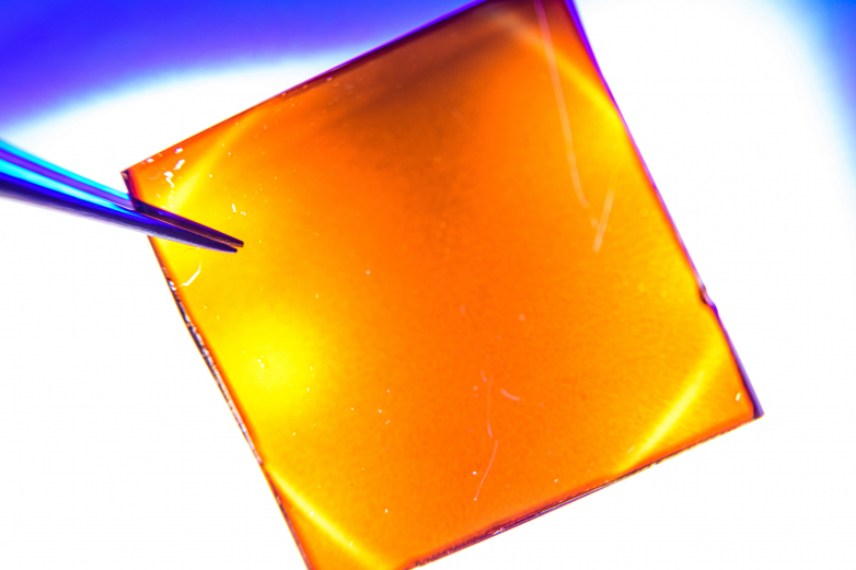 Solvent study solves solar cell resilience puzzle
