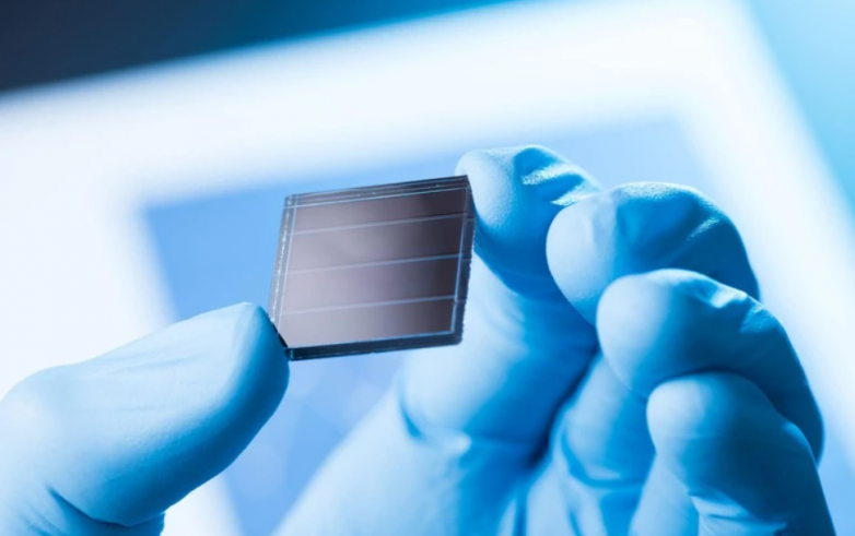 New record performance of solar panels: transformation in solar energy