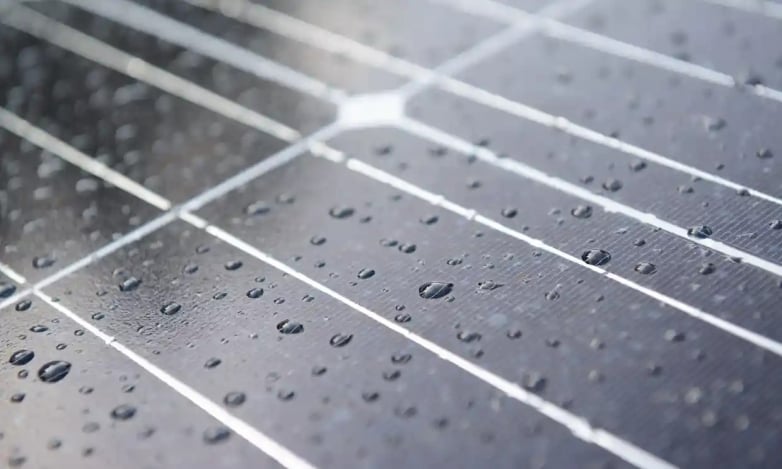 Out of thin air: new solar-powered innovation produces hydrogen fuel from the atmosphere