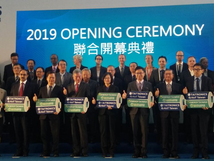 Top officials trumpet 20GW-by-2025 solar goal as Energy Taiwan kicks off