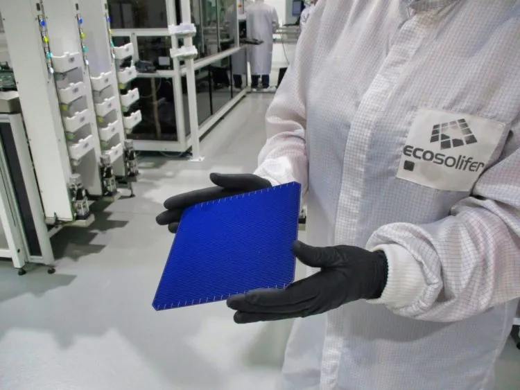 Meyer Burger to take a US$ 2.2 million loss on heterojunction solar cell line agreement