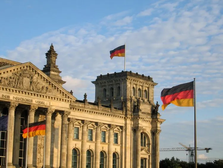 THEE, CEE in joint 500MW subsidy-free PV push in Germany