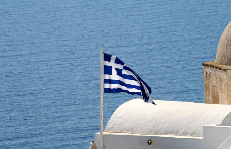 Greece goes smaller with end-of-year solar tender
