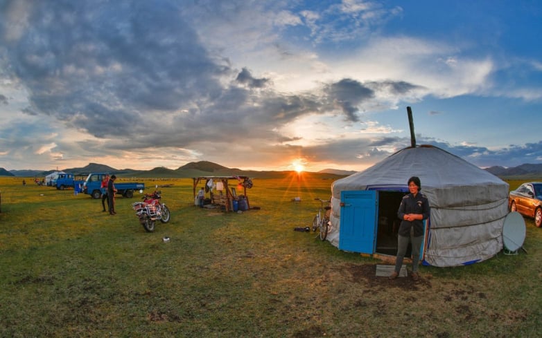 Mongolia tenders 10 MW solar plant