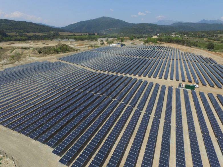 Corsica hosts 5 MW/7.5 MWh solar plant with Tesla batteries