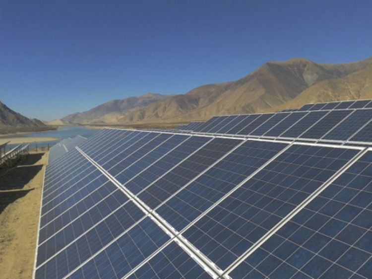 GCL delivers solar modules for huge European solar farm