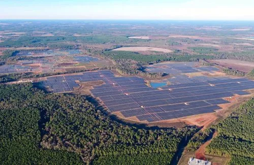 Developers turn on Facebook's 102.5-MWac Georgia solar park