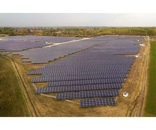 Hungarian 150MW solar energy plant project acquires $125m financial investment proposition