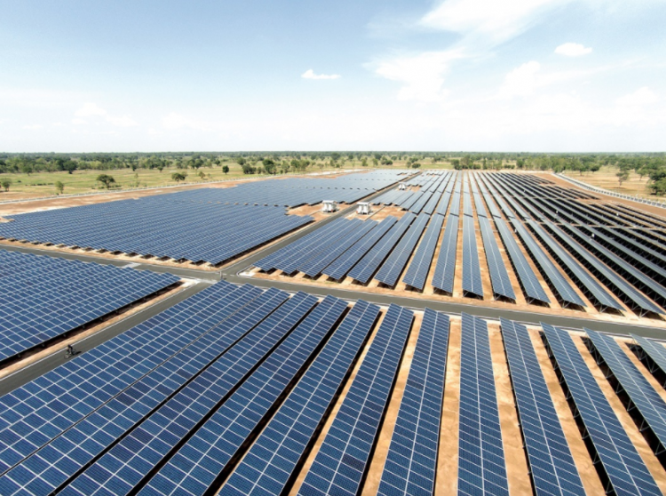 Sterling & Wilson brings 125MW bifacial solar plant online in Oman