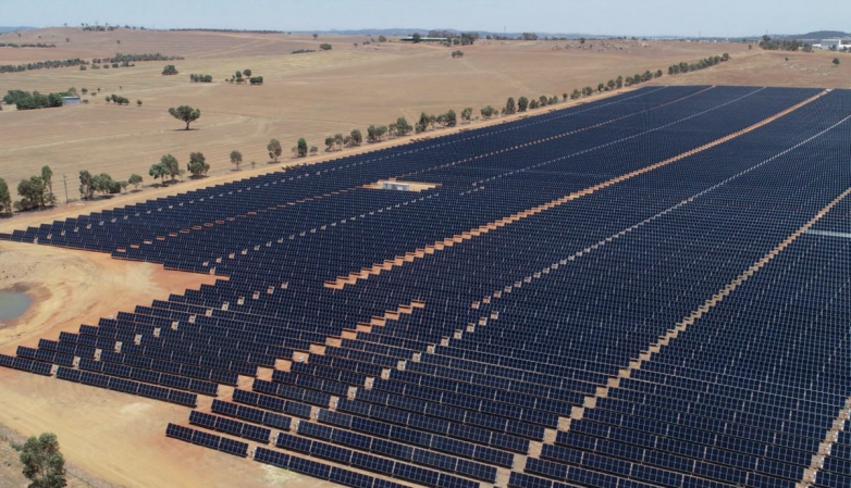 PPA-linked 120 MW solar park goes on the internet in Australia