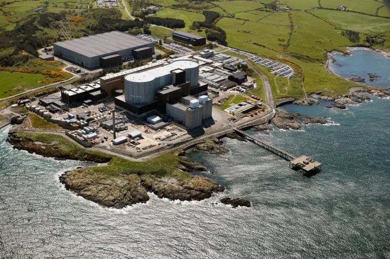 Hitachi halts 5.8 GW of UK nuclear plans