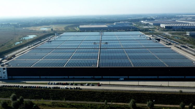 C&I roof solar project, asserted to be world's largest, finished in Netherlands