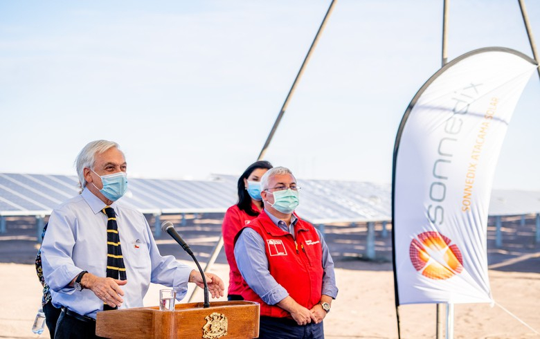 Chilean president cuts ribbon on 170-MW Sonnedix Atacama solar farm